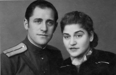 Abram Schapiro and Bella Kulman (Schapiro) - 1945

