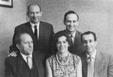 Vseviov Kulman
Left to right: Mulja Kulman, Abram Kulman, Rezi Vseviov (Vald), Isak Vseviov, Salman (Zyama) Talmi (Vseviov)
