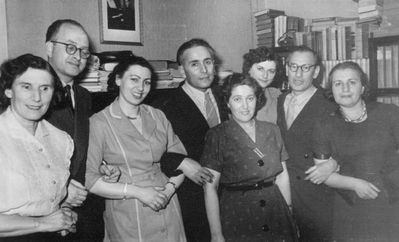 Tamarkin Eidus Paturski   18/4/1958
Left to right: Reni Shames, Zami Eidus, Lea Eidus (Heimann), Aron Tamarkin, Ida Delski, Etti Majofes (Schein), Abram Paturski, Miriam Tamarkin
Keywords: [E] [P] [H] [S] [D] [M]