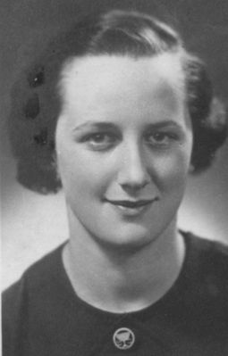 Ljuba Schenkman (Kaplan, nee Sack) - 1935
