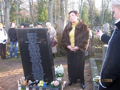 In memory of 34 Jewish children killed in Pärnu. Opening ceremony on 15.11.2009
Alla Jakobson - the Chairman of the Estonian Jewish community
