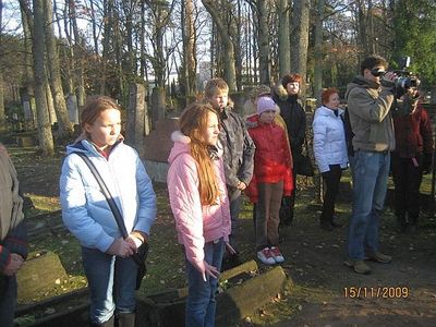In memory of 34 Jewish children killed in Pärnu. Opening ceremony on 15.11.2009
