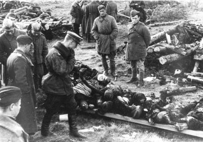 1944 - Klooga - foreign journalists inspecting the site of mass murdering
The concentration camp was liberated by Soviet Army on 28/9/1944. There were no known Estonian Jews in this camp.
Keywords: [History]
