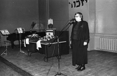 15/12/1991
Marju Lauristin (the People Front) at the holocaust meeting in the Jewish school - 15/12/1991
