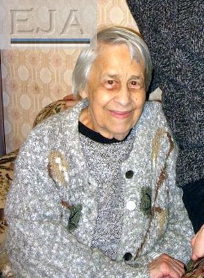 Hanna Lopavok (Strasch) (1915-2012)
Keywords: [S]