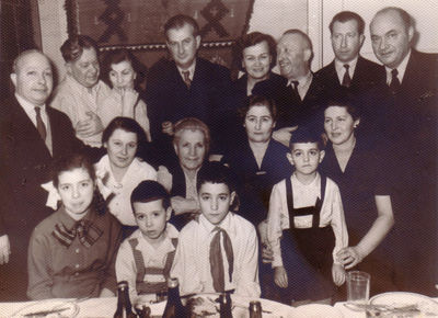 Schagal and Kulman families (1955/56)
Left to right. Standing: Ilja Schagal, Aron Schagal, Meri Schagal  (Vinnik), Boris (Bob) Schagal, Reet Schagal, David Schagal
Middle row: Zenni Schagal  (Sorkin),  Sophia Kulman (Schagal), Lina Schagal (Gleser), Roche-Lea Kulman (Patov)
At bottom: Ira Tilker (Schagal), Mark Schagal, Armir Kulman, Rafael Kulman
Keywords: [S]