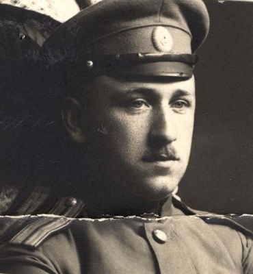 Scholem Luri (1887 - 1941 [img]http://muuseum.jewish.ee/md.gif[/img] )
