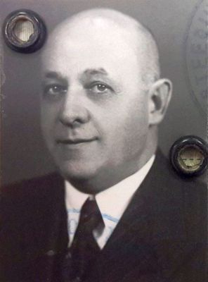 Leib Ginizisky (1879-1953)
