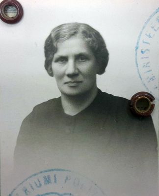 Olga (Elka) Minkov (Rippe) (1880-1956)
Keywords: [R]