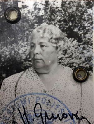 Haja Ginovker (Visotski) (1878-1941 [img]http://muuseum.jewish.ee/md.gif[/img])
