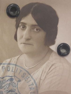 Fanny Kamuscher (Kats) (1895-?)
