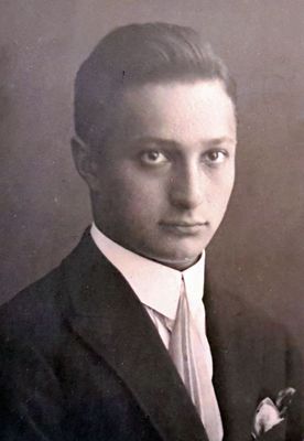 Jakob Lurje (1910-1983)
Father - Abram
