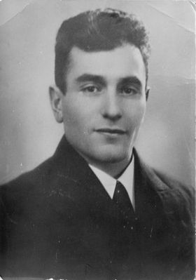 Salman Pinchas Haitov (1906-1941[img]http://muuseum.jewish.ee/md.gif[/img])
