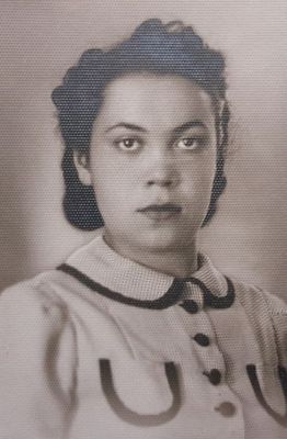 Basja (Betti) Karp (Pavlovski) (1920-2008) 
Keywords: [K]