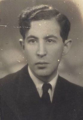 Simon Hoff (1914 - 1941)
