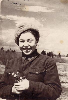 Jehudit (Ditta) Issurin. 1.5.1943
Калининская обл., Плоскошский р-н, д. Слепнево.
