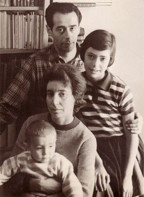 Rafael Levin family. September 1963
Rafael Levin, Ita Levin (Jeirus) with Ester and Ariel Levin
