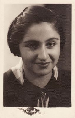 Lia Freidin (Rabinovitsch) - 19.3.1937
Keywords: [R]