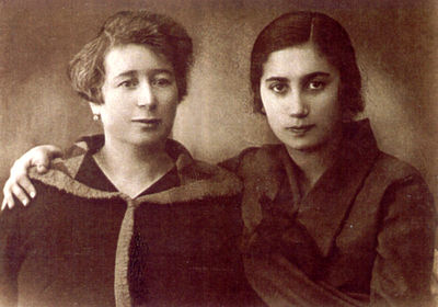 Berta Rapoport (Schlachtman) (1890-1966) and Polina Schein (Rapoport) (1912-194x [img]http://muuseum.jewish.ee/md.gif[/img])
