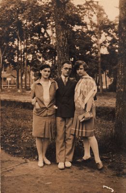 Judeikin, 
Keywords: [J]