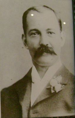 Elias Perkin (Ferkin)
Elias (Eliyahu) Perkin (born Ferkin) - b May 11, 1859 in New Zagare, Lithuania; presumably moved to Tartu by 1864 with father, Eliezer; left Tartu for S.A. in 1889; d. Aug 7, 1909 in Port Elizabeth, S.A.
Keywords: [P]