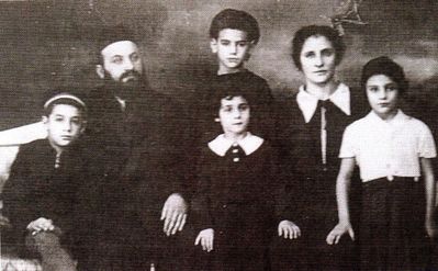 Bar-On (Baron) family in 1937
Left to right: Schimschon, Avraham David, Israel Zeev, Sara, Ethel, Hana Dina

