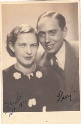 Hirsch (Harry) Teitelbaum and Paula Teitelbaum (Lerenmann)
Sept., 1938. Riga?
