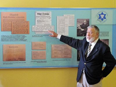 7. Opening of the exhibition
Juzef Luvistsuk (the Director of the museum)
