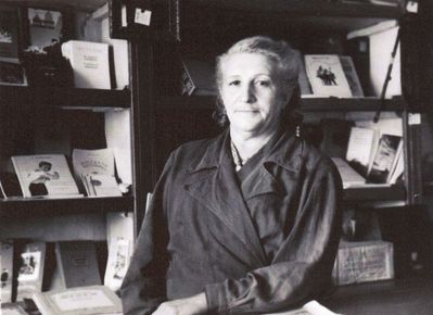 Anna Braschinsky (Kaplan) in Kilmez.
