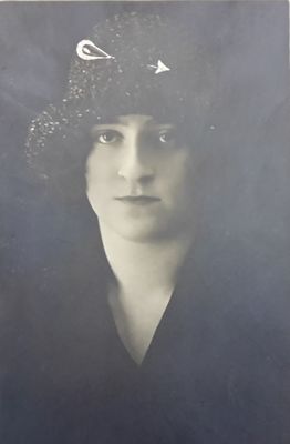 Klompus (Kurizkes) Rosa
Keywords: [K]