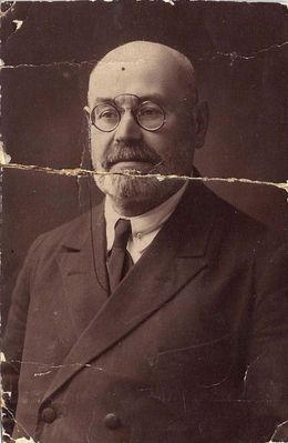 Ruven Abramovitsch (probably)
may be Boruch Kuritski (Lithuania)
Keywords: [unknown]