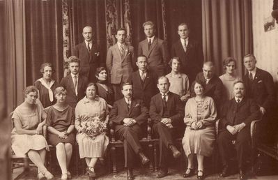 Beilinson printhouse. 5 years jubilee (1922-1927)
Top row second from left - David Beilinson
Middle row third from left - Ida Gordon
Bottom row III from left Matle Beilinson (Itzoch), IV from left - Benjamin Beilinson

Keywords: [B]