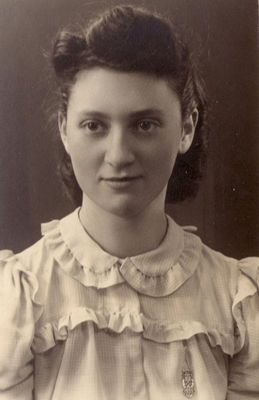 Lena Smoljanski (Gleser, nee Rosenberg) (1922-2002)
