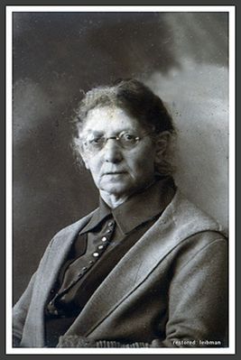 Malka Goldberg (Scher) (1866-1943)
Keywords: [S]