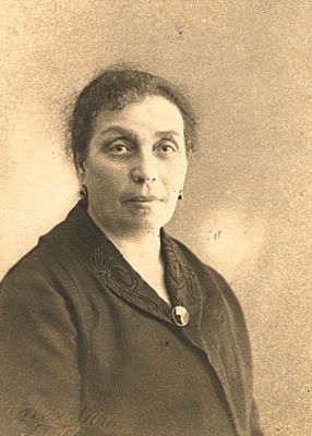Ljuba Iljaschev (Hait) (1878 - 1941?) [img]http://muuseum.jewish.ee/md.gif[/img]
Keywords: [H]