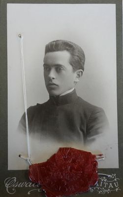 Lopatnikov Hirsch (German)
