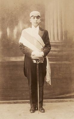 Avraham Naveh (Neuschloss)
Keywords: [N]