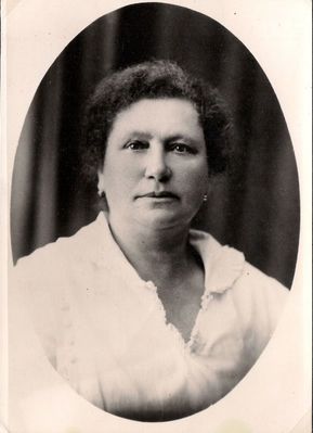 Rochel-Lea Maltinski (Teischev) (1869-1941 [img]http://muuseum.jewish.ee/md.gif[/img])
