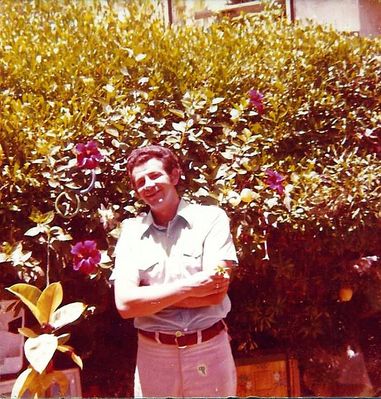 Olkenitski Miron b. 1942. Picture taken on 18.9.1976 in Israel.
Keywords: [O]