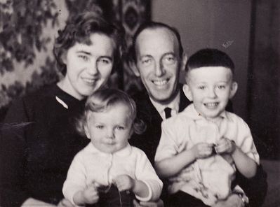 Nina Benenson (Mosolainen) with Viktor and Osip Benenson with Aleksander. December 1962
