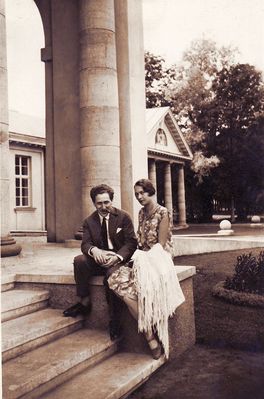 Benno and Gerda Markovitsch in Pärnu. 16.8.1927
