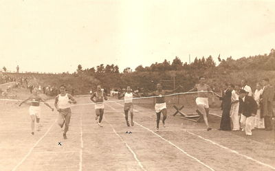 Maccabi Tallinn 1938-9
Run 100m. First: Lazar Rosenberg 11.6 sec. 
