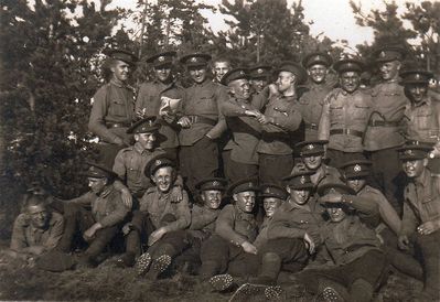 In the estonian army (1932, Männiku)
"Dancing" in the middle Israel Itzoch (right)
