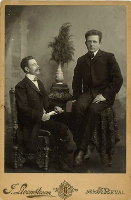 Ralph (Rafail) Lewis (Levinovitsch) (right) with an unknown in Tallinn. ~1903.
