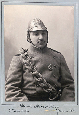 Moritz Mirvits (1883-1935). ~1910
Keywords: [M]