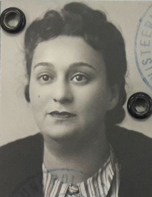 Taube Hell (Blechman) (1895-1971)
