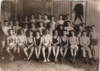 Maccabi group. Tallinn. ~ 1926
First row in the middle - Utechin. Boris Borovik II from right in the last row. At the back of the picture is written 1933, but then Borovik has to be 25 years old...
