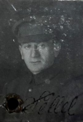 Julius Slutski (1880-?)
