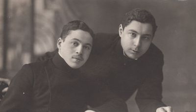 Kremer Simon (left) (1891-1960) and Jakobson Rafail (1891-1959)
