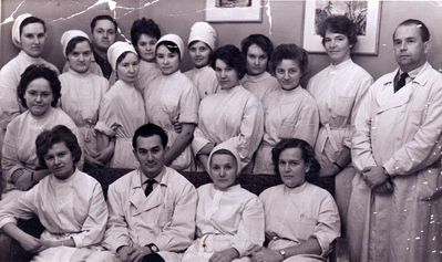 Lieberman Boris (sitting) with colleagues from Ida Keskhaigla (Ravi 18, Tallinn)
